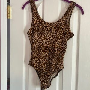 Medium leopard bodysuit